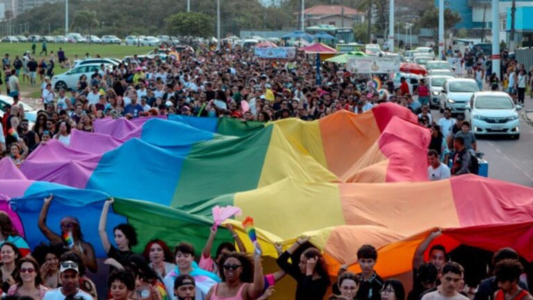 7ª Parada de Lutas LGBTQIA+ de São José acontece no dia 2 de agosto e reforça defesa da dignidade, dos direitos e da justiça social